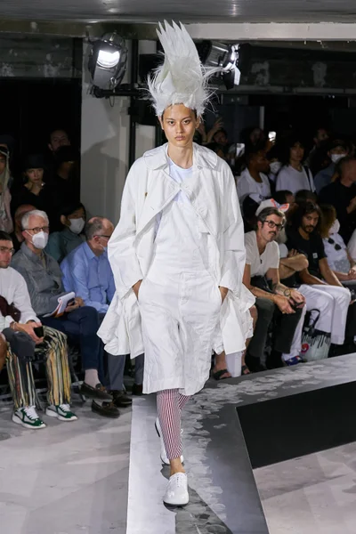 Look 21